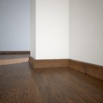 Barlinek plinta lemn P20, furnir stejar baituit honey lacuit, 2200x58x20 mm, cod P2001222A - imagine 2